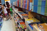Khan hiếm sách giáo khoa lớp 1 và 6: Điều chuyển, in gấp sách cung ứng đủ cho học sinh Khan hiếm sách giáo khoa lớp 1 và 6: Điều chuyển, in gấp sách cung ứng đủ cho học sinh