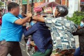 Can ngăn chồng đánh nhau, vợ bị đâm tử vong Can ngăn chồng đánh nhau, vợ bị đâm tử vong