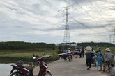 Xuống hồ nước bắt ốc sau cuộc nhậu, một thiếu nữ trượt chân chết đuối thương tâm Xuống hồ nước bắt ốc sau cuộc nhậu, một thiếu nữ trượt chân chết đuối thương tâm