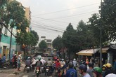 Khám ngôi nhà nghi có liên quan vụ nổ tại Cục Thuế Bình Dương Khám ngôi nhà nghi có liên quan vụ nổ tại Cục Thuế Bình Dương