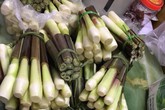 Củ niễng: Món đặc sản theo mùa mọc dại ở bờ ao chỉ xuất hiện trong vòng 1 tháng đang sốt xình xịch trong giới tiêu dùng, chị em mua nhanh kẻo hết mùa Củ niễng: Món đặc sản theo mùa mọc dại ở bờ ao chỉ xuất hiện trong vòng 1 tháng đang sốt xình xịch trong giới tiêu dùng, chị em mua nhanh kẻo hết mùa
