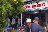 Lời khai của thanh niên cầm búa đập tủ kính, cướp tiệm vàng Kim Hồng ở Long An Lời khai của thanh niên cầm búa đập tủ kính, cướp tiệm vàng Kim Hồng ở Long An