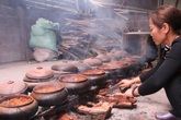 “Mục sở thị” quy trình làm ra nồi cá 1,5 triệu đồng của dân làng “Vũ Đại” “Mục sở thị” quy trình làm ra nồi cá 1,5 triệu đồng của dân làng “Vũ Đại”