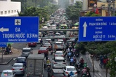 Cửa ngõ sân bay Tân Sơn Nhất kẹt xe kinh hoàng ngày giáp Tết Cửa ngõ sân bay Tân Sơn Nhất kẹt xe kinh hoàng ngày giáp Tết