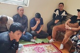 Những canh bạc đốt cháy tương lai Những canh bạc đốt cháy tương lai