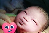 Đáng yêu những em bé chào đời đúng khoảnh khắc bước sang năm Canh Tý Đáng yêu những em bé chào đời đúng khoảnh khắc bước sang năm Canh Tý