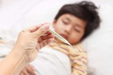 Bé gái 6 tuổi qua đời sau khi mắc cúm A vì nhầm lẫn giữa cảm cúm và cảm lạnh Bé gái 6 tuổi qua đời sau khi mắc cúm A vì nhầm lẫn giữa cảm cúm và cảm lạnh