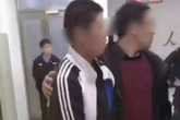 Vụ bé trai 13 tuổi sát hại bé gái 10 tuổi vì xâm hại bất thành: Bố mẹ hung thủ bất ngờ bị bắt giữ khiến dân mạng hả hê Vụ bé trai 13 tuổi sát hại bé gái 10 tuổi vì xâm hại bất thành: Bố mẹ hung thủ bất ngờ bị bắt giữ khiến dân mạng hả hê