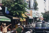 Công binh rà bom sau vụ cướp ngân hàng ở TP.HCM Công binh rà bom sau vụ cướp ngân hàng ở TP.HCM