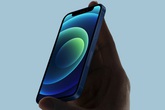 Rãnh cắt bí ẩn trên iPhone 12 Rãnh cắt bí ẩn trên iPhone 12