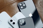 iPhone 12 chính hãng loạn giá, chênh lệch nhau gần 4 triệu đồng iPhone 12 chính hãng loạn giá, chênh lệch nhau gần 4 triệu đồng