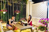 Ngắm khu vườn xanh mướt đầy cây trái nhà vợ chồng Thủy Tiên - Công Vinh Ngắm khu vườn xanh mướt đầy cây trái nhà vợ chồng Thủy Tiên - Công Vinh