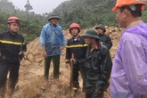 Cứu hộ ở Rào Trăng 3: Nổ mìn phá đá để thông đường Cứu hộ ở Rào Trăng 3: Nổ mìn phá đá để thông đường