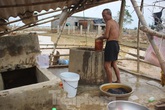 12 ngày không điện, không nước và không cơm của xóm nghèo bị cô lập hoàn toàn trong lũ 12 ngày không điện, không nước và không cơm của xóm nghèo bị cô lập hoàn toàn trong lũ