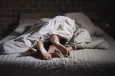 Chồng thoải mái quan hệ với nhân tình trong căn phòng trọ, không ai ngờ rằng phía dưới giường ngủ lại che giấu tội ác man rợ Chồng thoải mái quan hệ với nhân tình trong căn phòng trọ, không ai ngờ rằng phía dưới giường ngủ lại che giấu tội ác man rợ