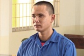 Đưa con gái 13 tuổi của ông chủ đi ăn đi uống rồi đưa vào phòng trọ hiếp dâm nhiều lần Đưa con gái 13 tuổi của ông chủ đi ăn đi uống rồi đưa vào phòng trọ hiếp dâm nhiều lần