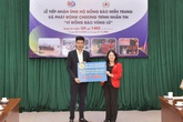 Đại diện tập đoàn MED GROUP trao 1,5 tỷ đồng tới Hội Chữ thập đỏ Việt Nam Đại diện tập đoàn MED GROUP trao 1,5 tỷ đồng tới Hội Chữ thập đỏ Việt Nam