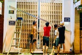 Người dân Đà Nẵng chằng néo nhà cửa đón bão số 9 trong đêm Người dân Đà Nẵng chằng néo nhà cửa đón bão số 9 trong đêm