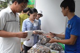 Người thủ đô có thể mua những đặc sản gì tại Tuần hàng nông sản 15 tỉnh, thành phố đang diễn ra tại Hà Nội Người thủ đô có thể mua những đặc sản gì tại Tuần hàng nông sản 15 tỉnh, thành phố đang diễn ra tại Hà Nội