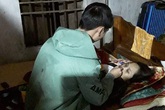 Xót xa gia cảnh cậu học trò nghèo có bố chết, mẹ và ông, bà đều mang trọng bệnh Xót xa gia cảnh cậu học trò nghèo có bố chết, mẹ và ông, bà đều mang trọng bệnh