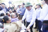 Người dân miền Trung sẽ được hỗ trợ như thế nào từ gói hỗ trợ của Chính phủ sau mưa bão? Người dân miền Trung sẽ được hỗ trợ như thế nào từ gói hỗ trợ của Chính phủ sau mưa bão?