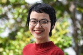Thủ tướng xúc động khi biết tin nữ sinh Ngoại thương khỏi bệnh ung thư Thủ tướng xúc động khi biết tin nữ sinh Ngoại thương khỏi bệnh ung thư