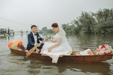 Thích thú ảnh cưới vượt lũ nhưng... vẫn vui của cặp đôi ở Hà Tĩnh Thích thú ảnh cưới vượt lũ nhưng... vẫn vui của cặp đôi ở Hà Tĩnh