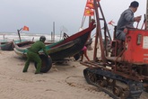 Bão số 13: Hà Tĩnh di dời gần 18.000 người đến nơi an toàn Bão số 13: Hà Tĩnh di dời gần 18.000 người đến nơi an toàn