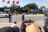 Người thân gào khóc bên thi thể nữ sinh 20 tuổi gặp tai nạn thương tâm trên đường về quê ăn giỗ Người thân gào khóc bên thi thể nữ sinh 20 tuổi gặp tai nạn thương tâm trên đường về quê ăn giỗ