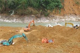 Nỗ lực thông tuyến đường 71, nối lại công tác tìm kiếm ở Rào Trăng 3 Nỗ lực thông tuyến đường 71, nối lại công tác tìm kiếm ở Rào Trăng 3