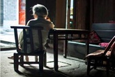 Làm sao để người cao tuổi tránh rủi ro, cô đơn trong điều kiện già hóa dân số? Làm sao để người cao tuổi tránh rủi ro, cô đơn trong điều kiện già hóa dân số?
