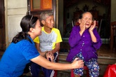 Novaland trực tiếp đến thăm hỏi người dân vùng lũ Novaland trực tiếp đến thăm hỏi người dân vùng lũ