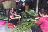 Xúc động người dân Hà Tĩnh dùng gạo cứu trợ nổi lửa nấu bánh “đáp tình” người Nghệ An Xúc động người dân Hà Tĩnh dùng gạo cứu trợ nổi lửa nấu bánh “đáp tình” người Nghệ An