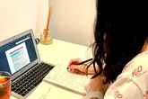 Du học sinh mùa Covid-19 với nỗi ám ảnh lớp học bắt đầu lúc 22h: Căng mắt làm bài kiểm tra lúc nửa đêm và ti tỉ câu chuyện dở khóc dở cười Du học sinh mùa Covid-19 với nỗi ám ảnh lớp học bắt đầu lúc 22h: Căng mắt làm bài kiểm tra lúc nửa đêm và ti tỉ câu chuyện dở khóc dở cười