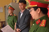 Nguyên trưởng phòng tài nguyên môi trường thiếu trách nhiệm gậy hậu quả nghiêm trọng bị khởi tố Nguyên trưởng phòng tài nguyên môi trường thiếu trách nhiệm gậy hậu quả nghiêm trọng bị khởi tố