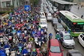 Sau 3 năm vận hành, xe buýt nhanh BRT vẫn chậm Sau 3 năm vận hành, xe buýt nhanh BRT vẫn chậm