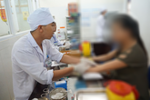 Giảm độ tuổi được quyền tự nguyện đề nghị xét nghiệm HIV của trẻ em Giảm độ tuổi được quyền tự nguyện đề nghị xét nghiệm HIV của trẻ em