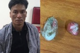 Hà Nội: Đi lang thang giữa đêm, gã đàn ông đến từ Sơn La giấu ma tuý trong người để tìm nơi sử dụng Hà Nội: Đi lang thang giữa đêm, gã đàn ông đến từ Sơn La giấu ma tuý trong người để tìm nơi sử dụng