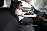Có bạn gái mới trẻ đẹp, "Táo giao thông" Chí Trung còn khoe thêm xe hơi mới "xịn" Có bạn gái mới trẻ đẹp, "Táo giao thông" Chí Trung còn khoe thêm xe hơi mới "xịn"