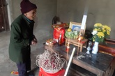 Xót xa câu chuyện chồng mù gần 90 tuổi đốt lửa sưởi ấm khiến vợ chết cháy Xót xa câu chuyện chồng mù gần 90 tuổi đốt lửa sưởi ấm khiến vợ chết cháy