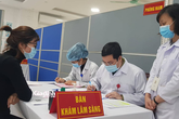 Tiêm vaccine COVID-19 "made in Vietnam" cho 17 người tiếp theo Tiêm vaccine COVID-19 "made in Vietnam" cho 17 người tiếp theo