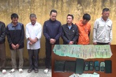 Đánh bài ăn tiền khi tới uống rượu mừng tân gia, 7 người bị bắt Đánh bài ăn tiền khi tới uống rượu mừng tân gia, 7 người bị bắt