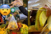 Du khách Sài Gòn bị "chặt chém" túi hoa quả rong 200 nghìn đồng ở Hà Nội Du khách Sài Gòn bị "chặt chém" túi hoa quả rong 200 nghìn đồng ở Hà Nội