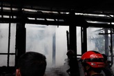 "Bà hỏa" thiêu rụi ngôi nhà gỗ 3 gian ở Hà Tĩnh "Bà hỏa" thiêu rụi ngôi nhà gỗ 3 gian ở Hà Tĩnh