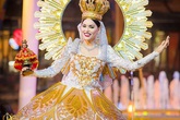 Mỹ nhân chuyển giới Hoài Sa 'copy' cách diễn của H'Hen Niê Mỹ nhân chuyển giới Hoài Sa 'copy' cách diễn của H'Hen Niê