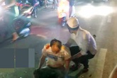 Cán bộ ngân hàng bị xe máy tông tử vong khi đi đổ xăng Cán bộ ngân hàng bị xe máy tông tử vong khi đi đổ xăng
