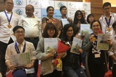 "Di chuyển nhiều giờ với nhiều chặng bay, quá cảnh các sân bay, tôi chẳng khác nào tự đưa mình vào thế nguy hiểm" "Di chuyển nhiều giờ với nhiều chặng bay, quá cảnh các sân bay, tôi chẳng khác nào tự đưa mình vào thế nguy hiểm"