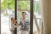 “Mr. Cần Trô” Xuân Nghị: “Xem phim khán giả cười, còn tôi quay mặt đi để khóc” “Mr. Cần Trô” Xuân Nghị: “Xem phim khán giả cười, còn tôi quay mặt đi để khóc”