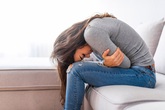 Uống quá nhiều nước đến mức nước tiểu trong suốt, bác sĩ cảnh báo có thể bị ngộ độc Uống quá nhiều nước đến mức nước tiểu trong suốt, bác sĩ cảnh báo có thể bị ngộ độc