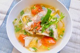 Canh cá điêu hồng nấu măng chua Canh cá điêu hồng nấu măng chua